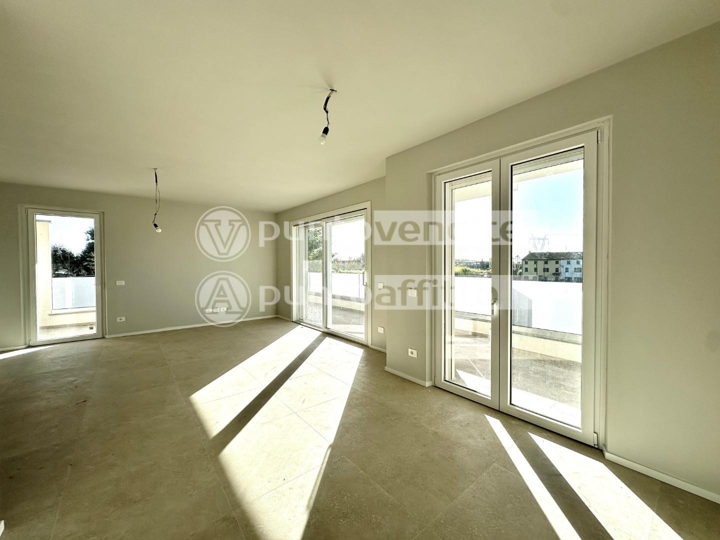 Trilocale con terrazzo, Capannori marlia