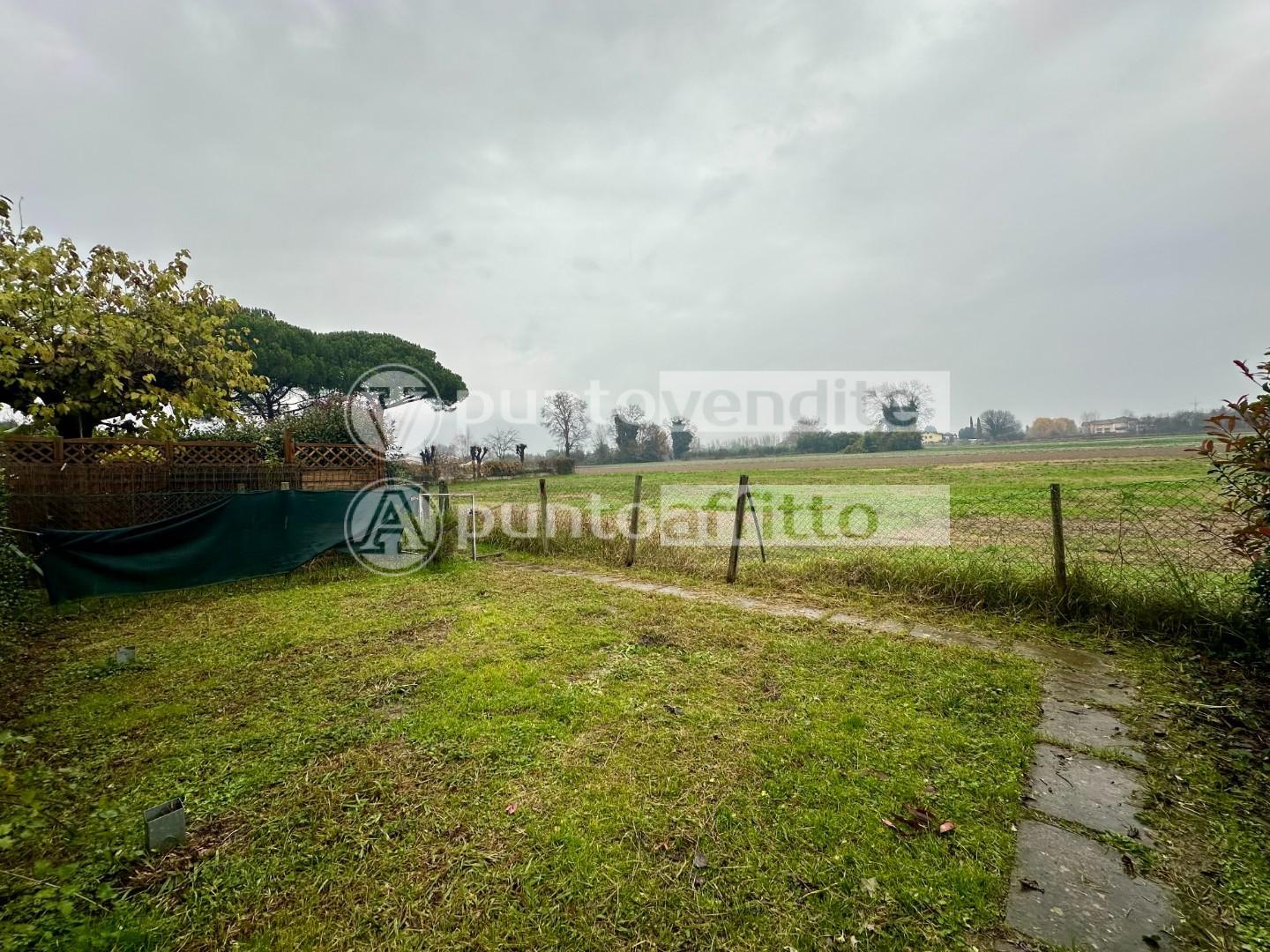 Trilocale con giardino, Lucca santissima annunziata