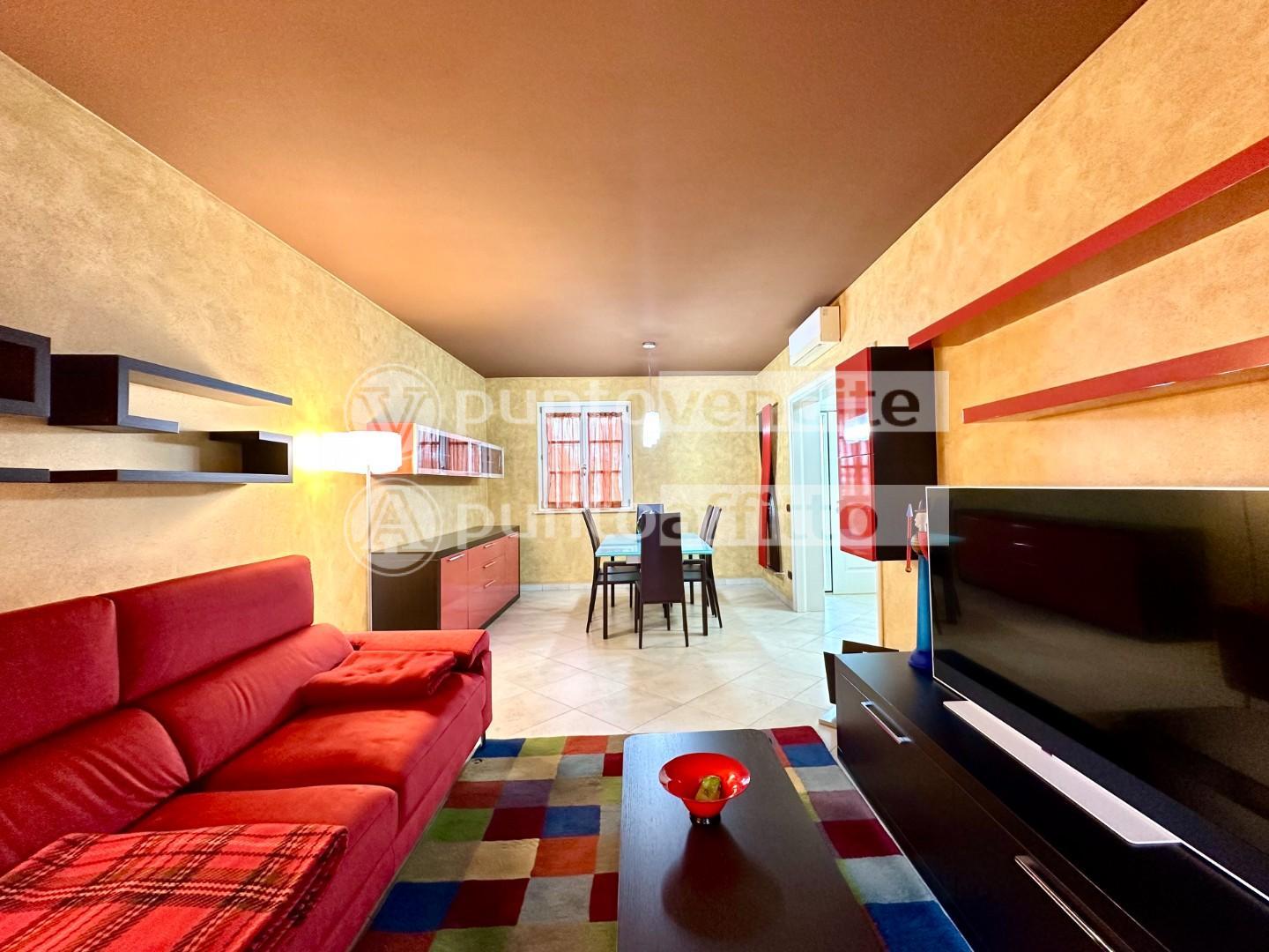 Villa con giardino, Lucca san cassiano a vico