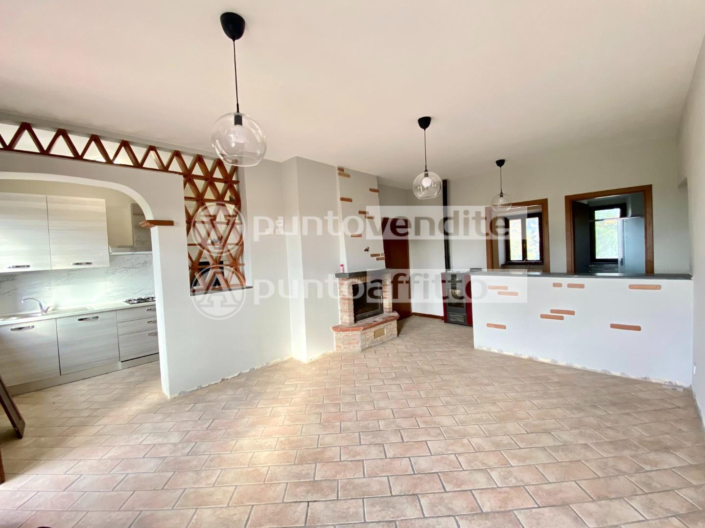 Appartamento con giardino, Capannori lammari