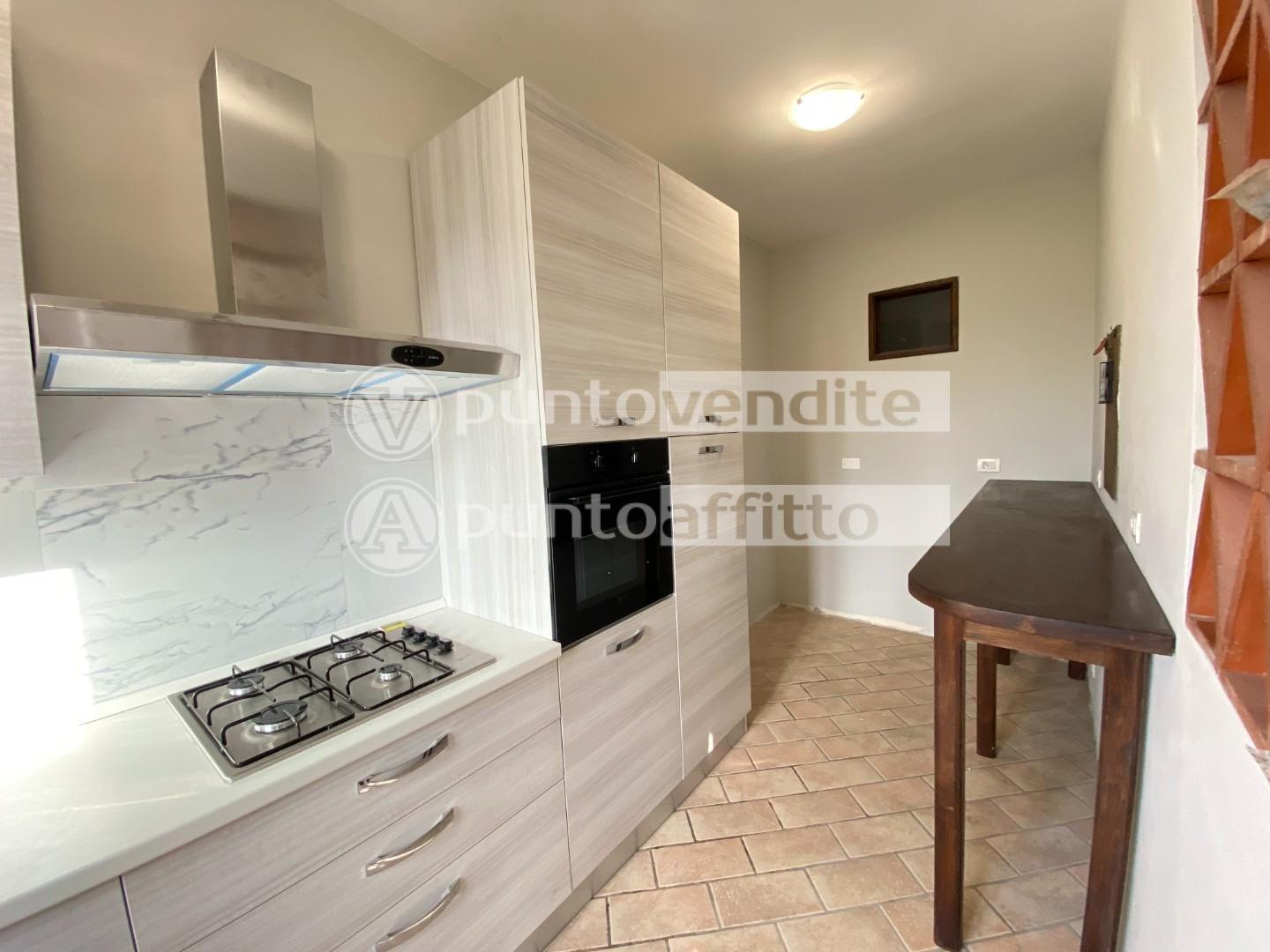 Appartamento con giardino, Capannori lammari