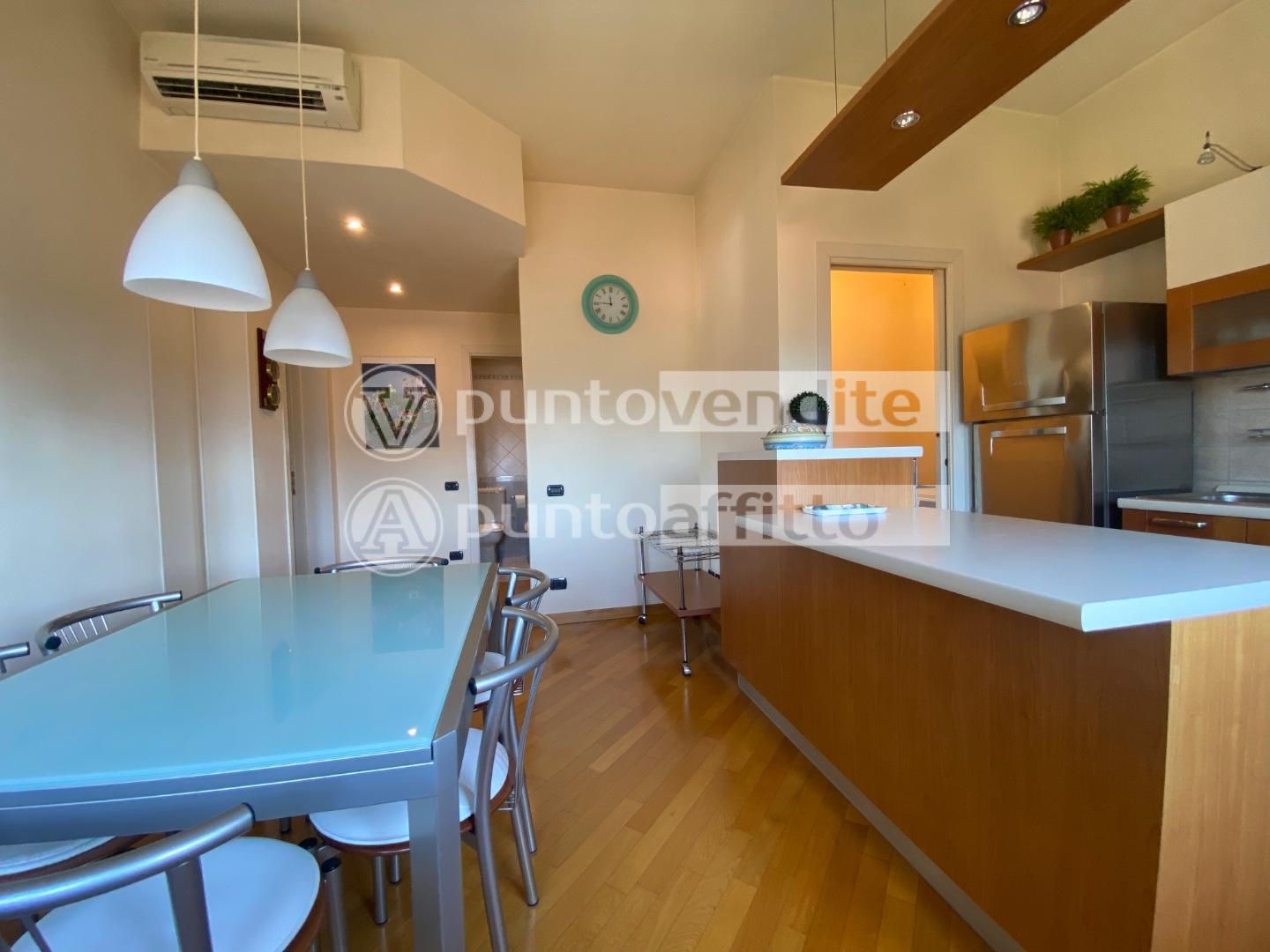 Trilocale arredato in affitto, Lucca san concordio contrada