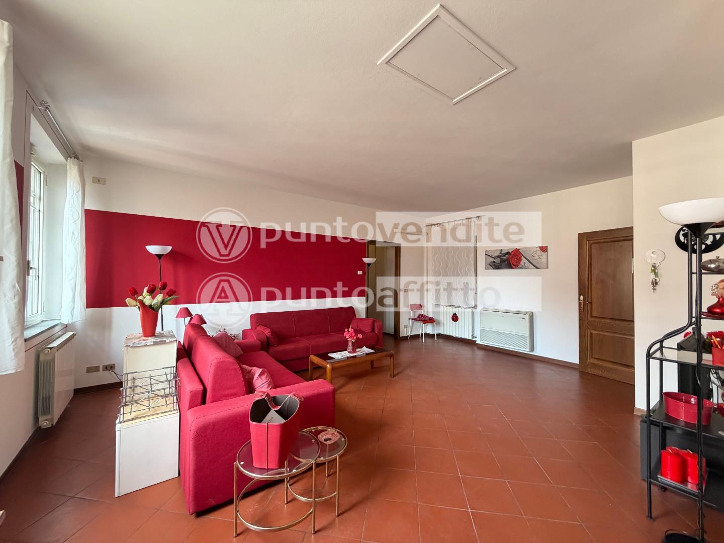 Appartamento arredato in affitto, Lucca borgo giannotti