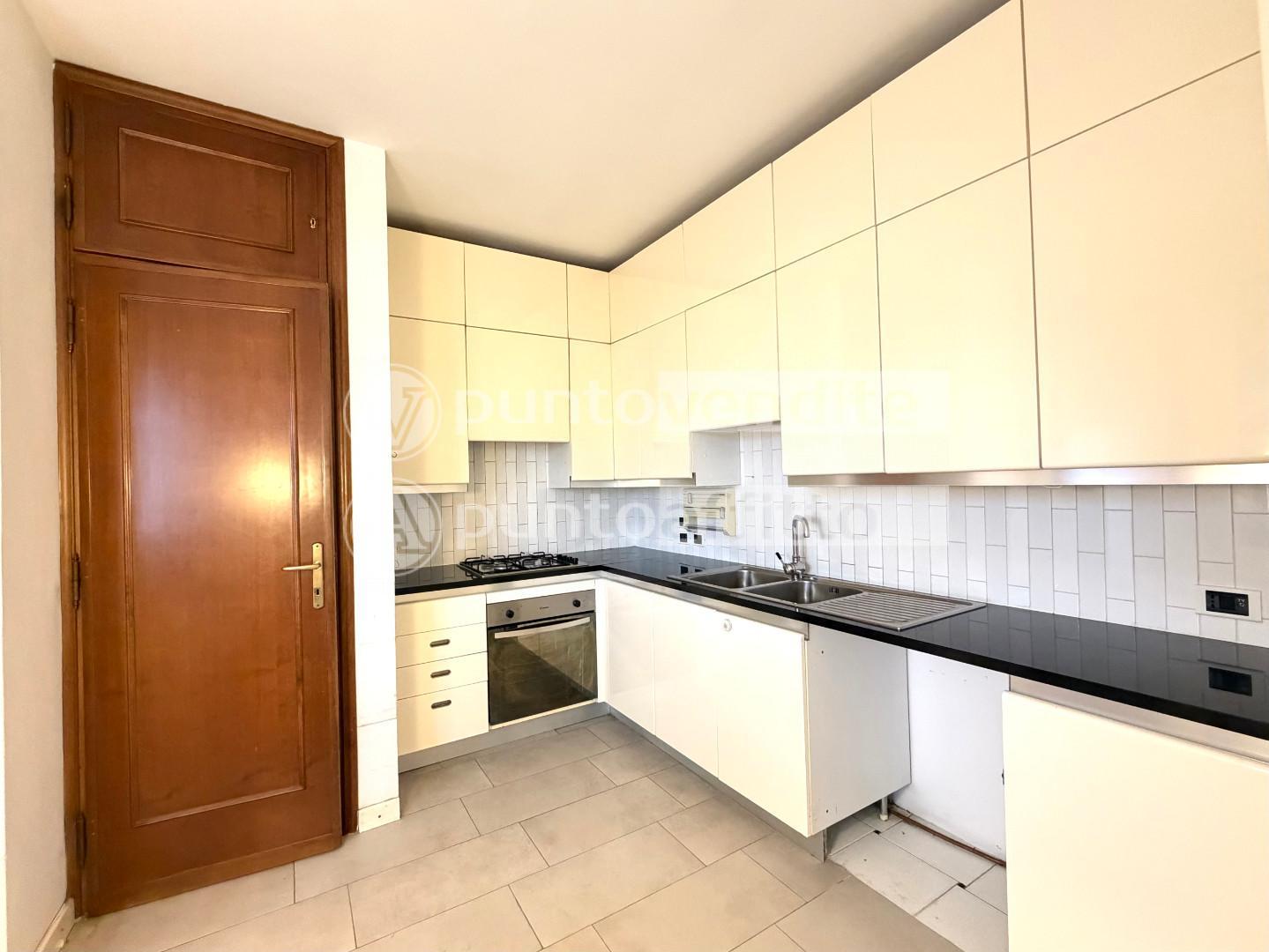 Appartamento con terrazzo, Lucca san marco