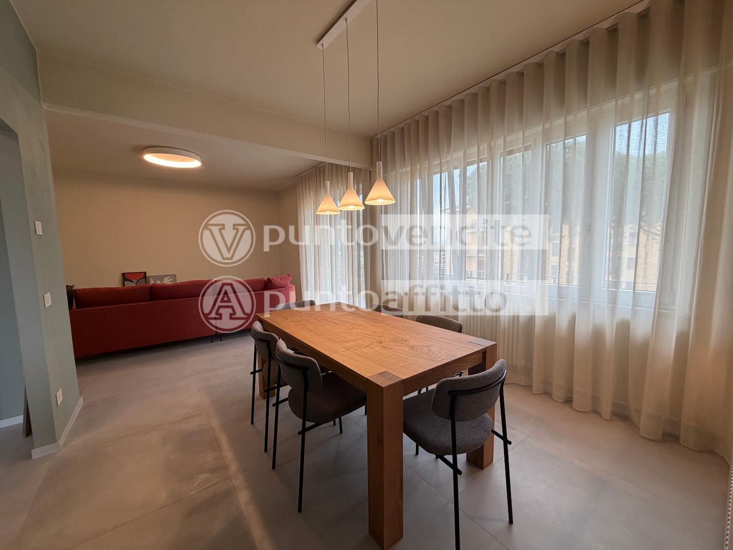 Appartamento arredato in affitto, Lucca arancio