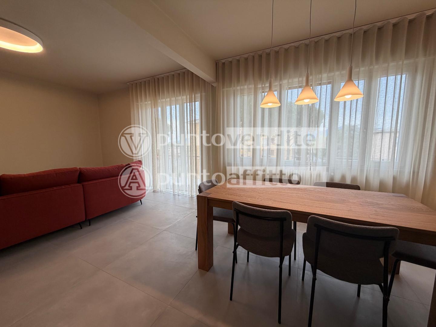 Appartamento arredato in affitto, Lucca arancio