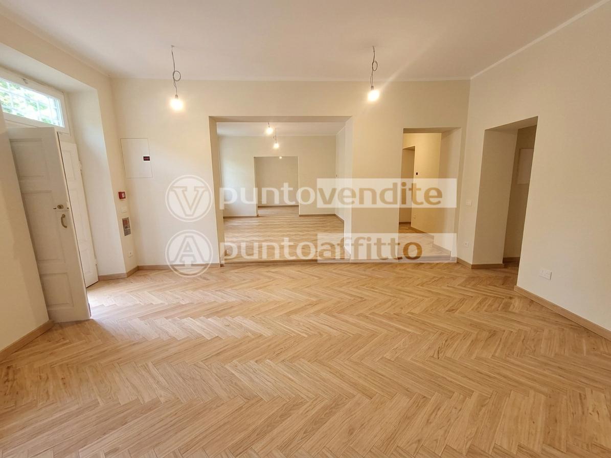 Appartamento ristrutturato, Lucca centro storico