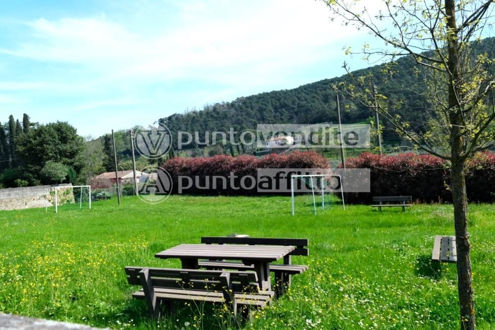 Casa indipendente con giardino, Capannori coselli