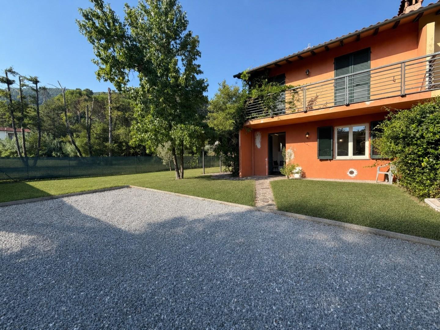 Villa in vendita a Bientina