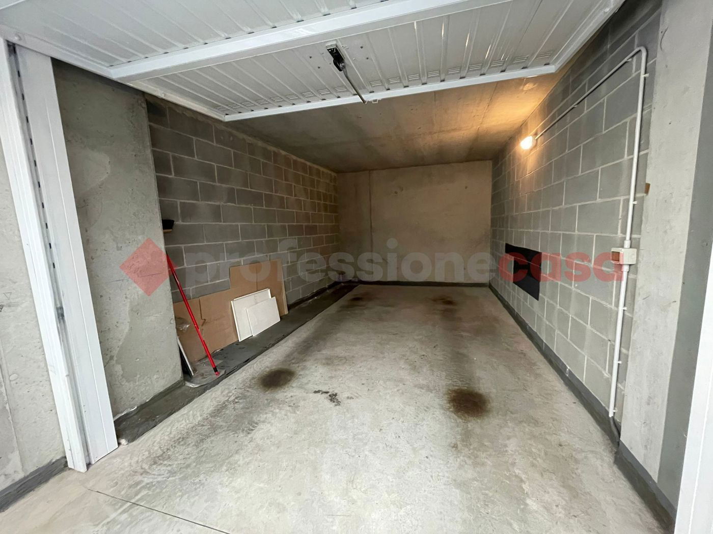 Box/Garage 15mq in affitto a Milano