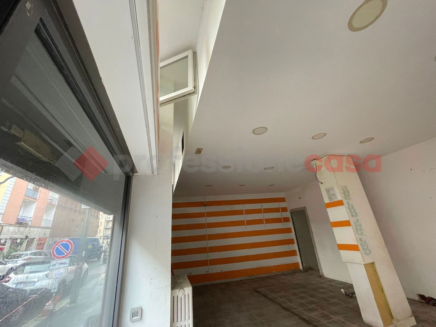 Negozio in vendita a Milano