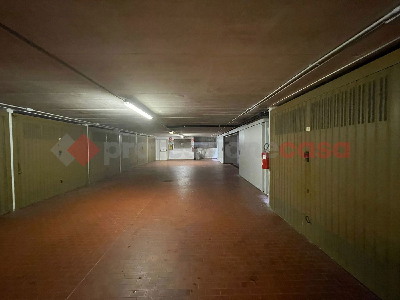 Box/Garage 13mq in vendita a Milano