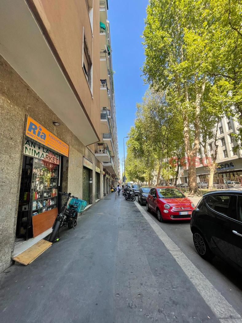 Negozio in vendita a Milano