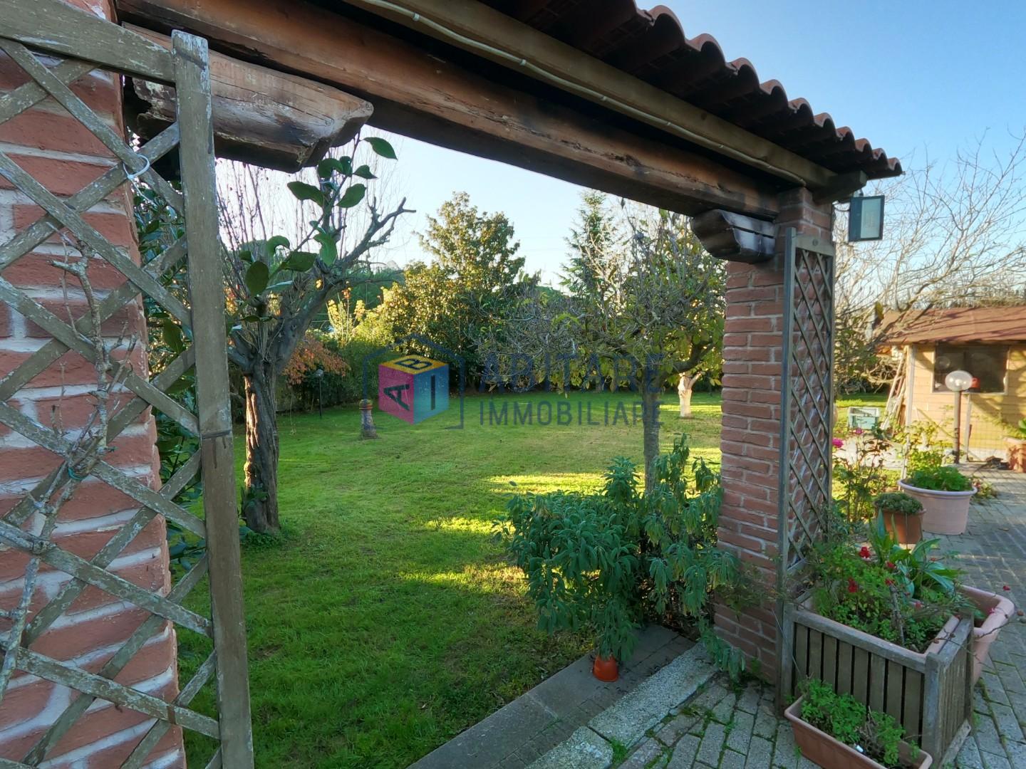 Casa indipendente con giardino, Collesalvetti torretta vecchia