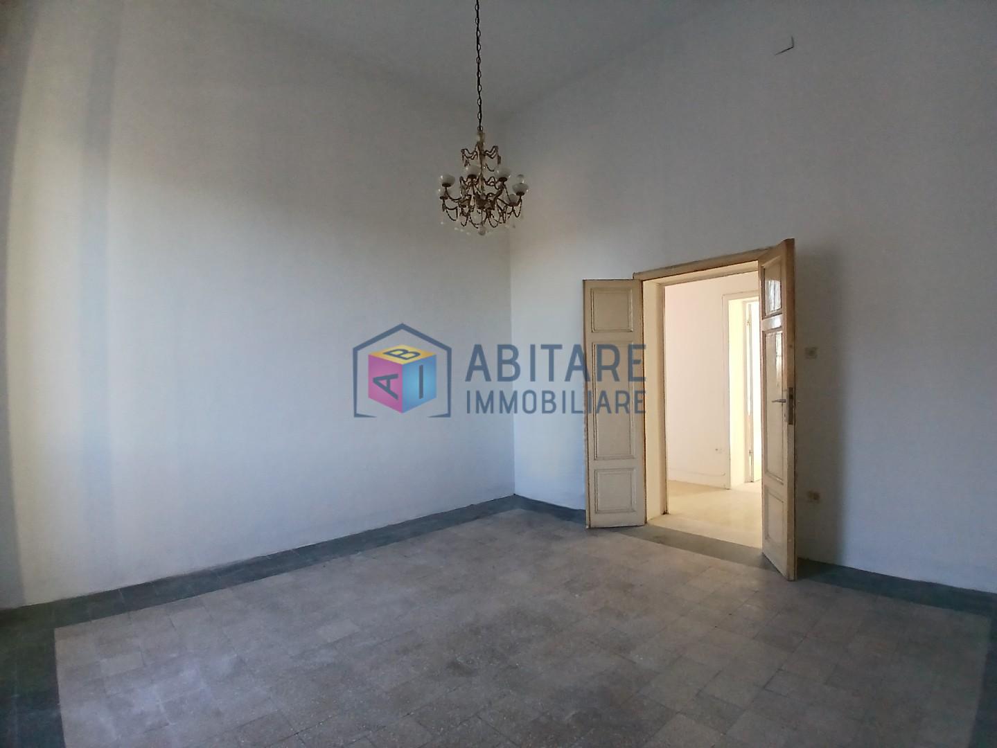 Quadrilocale da ristrutturare, Livorno venezia