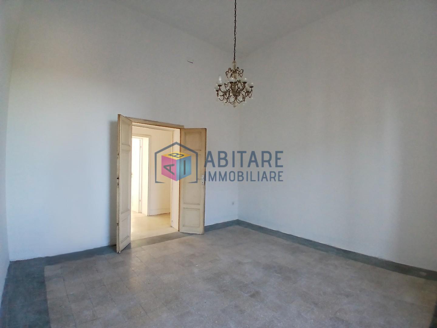 Quadrilocale da ristrutturare, Livorno venezia