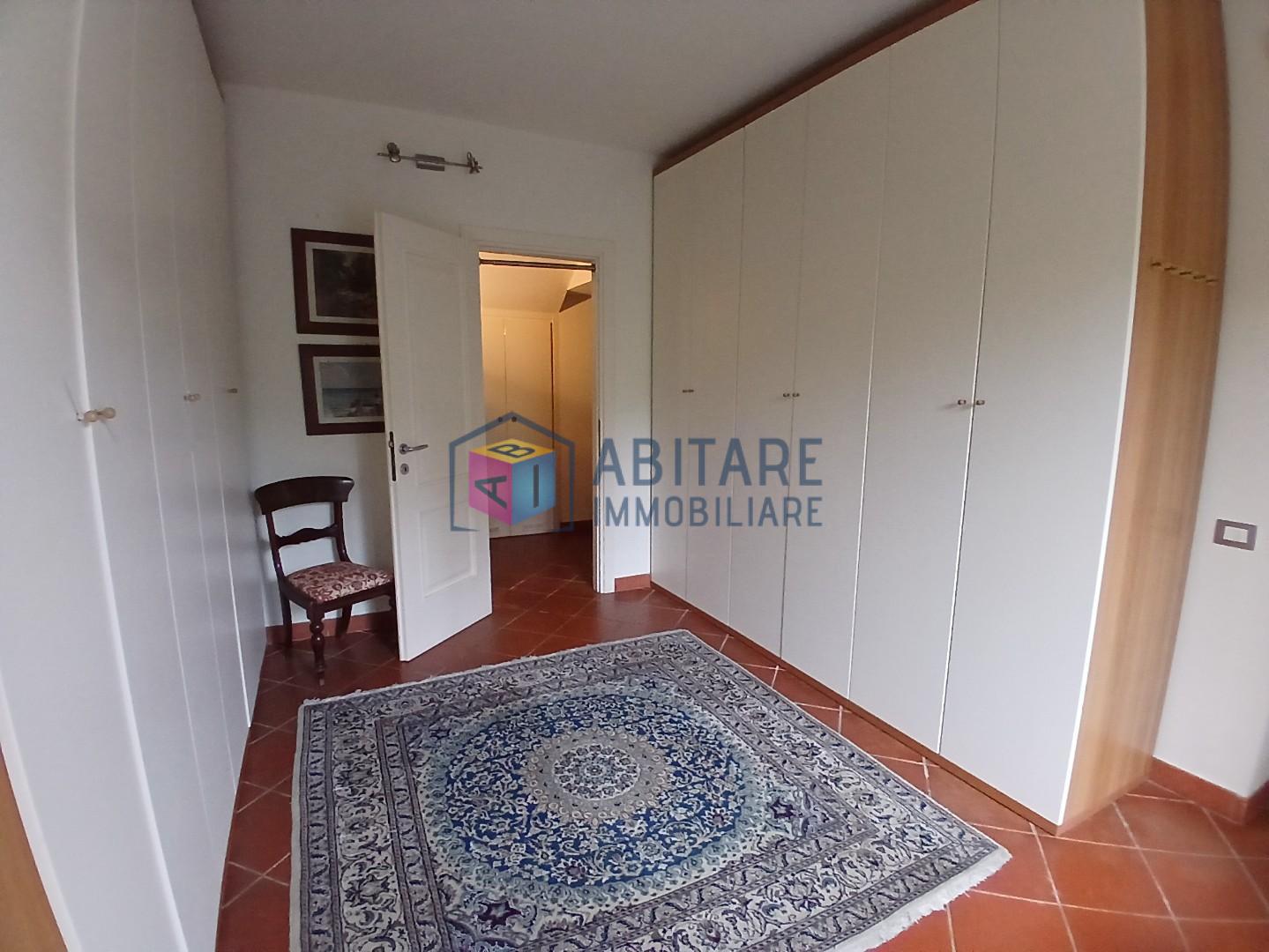 Quadrilocale con giardino, Livorno montenero basso