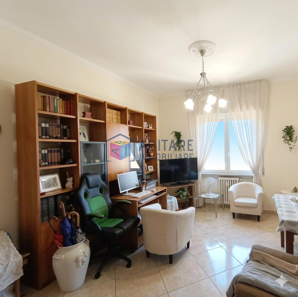 Trilocale ristrutturato, Livorno roma