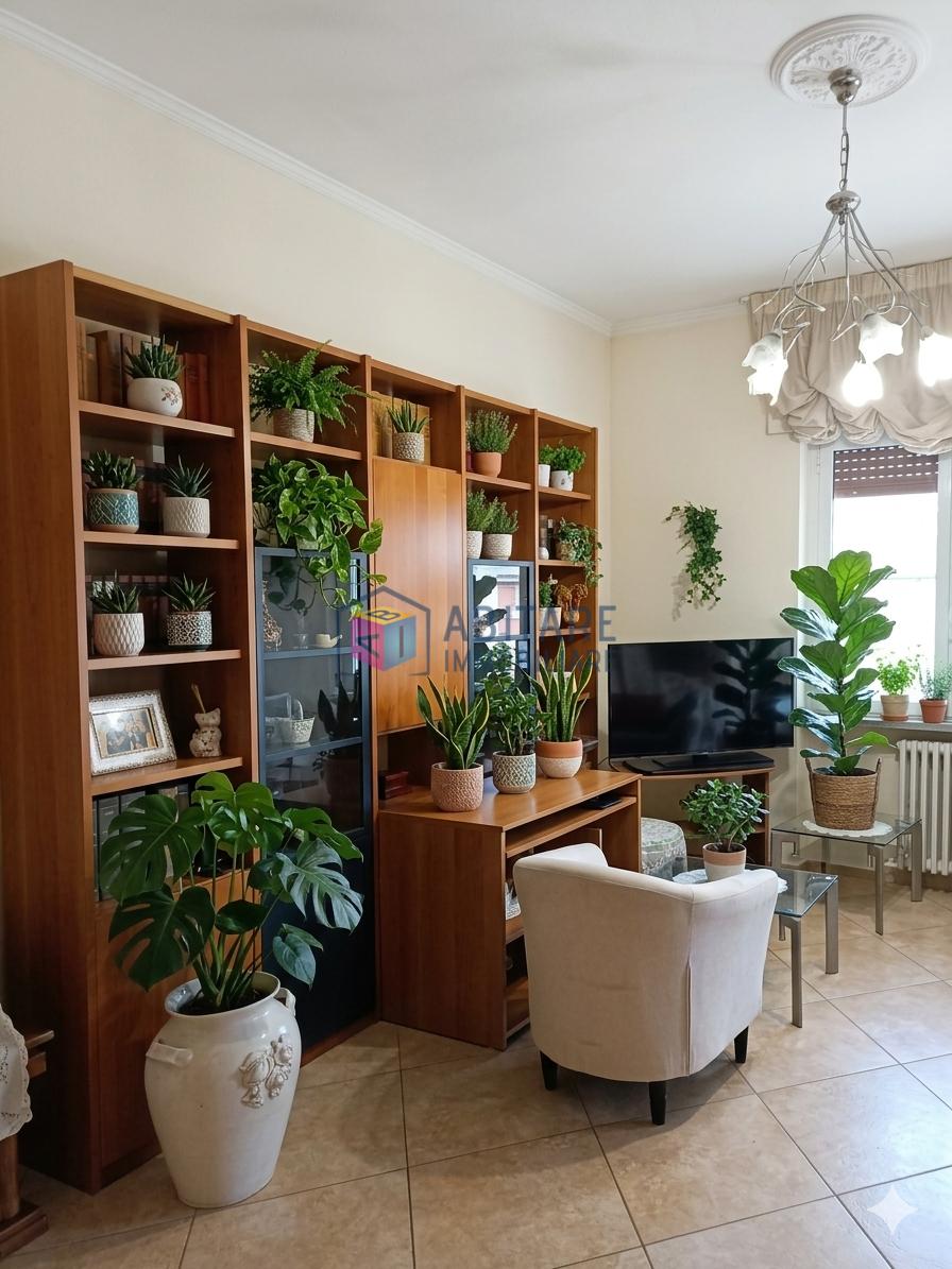 Trilocale ristrutturato, Livorno roma