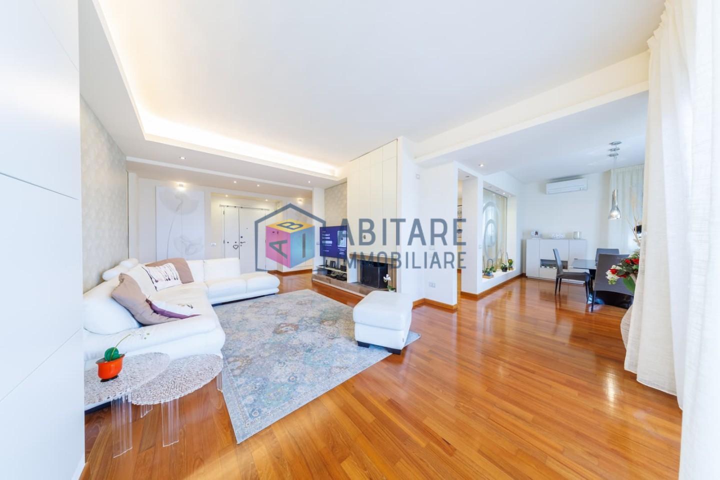 Attico con terrazzo, Livorno calzabigi