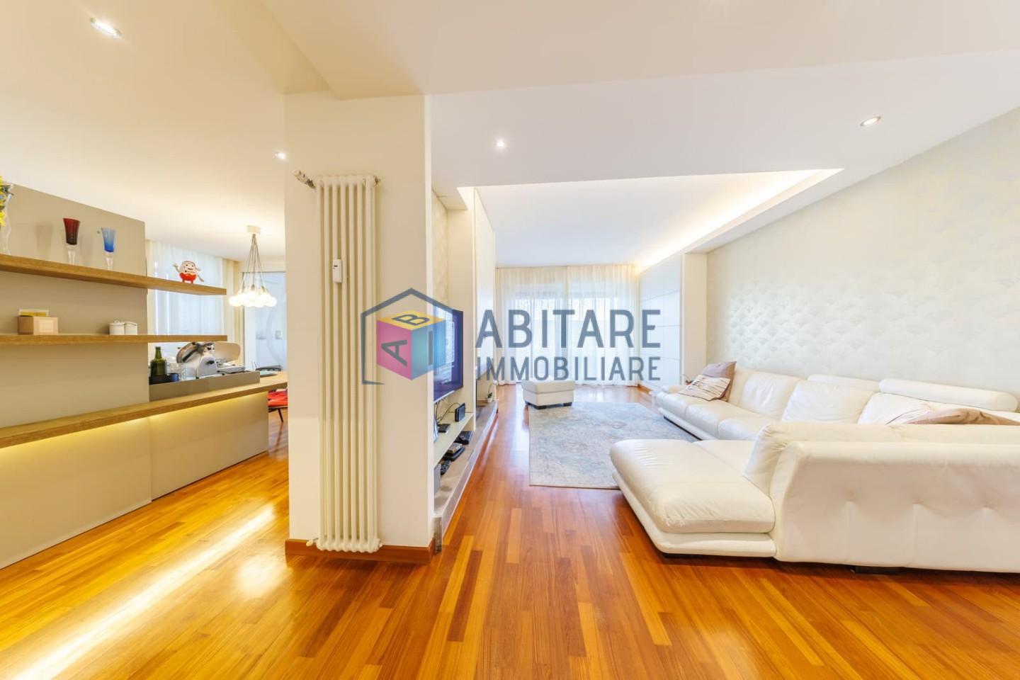 Attico con terrazzo, Livorno calzabigi