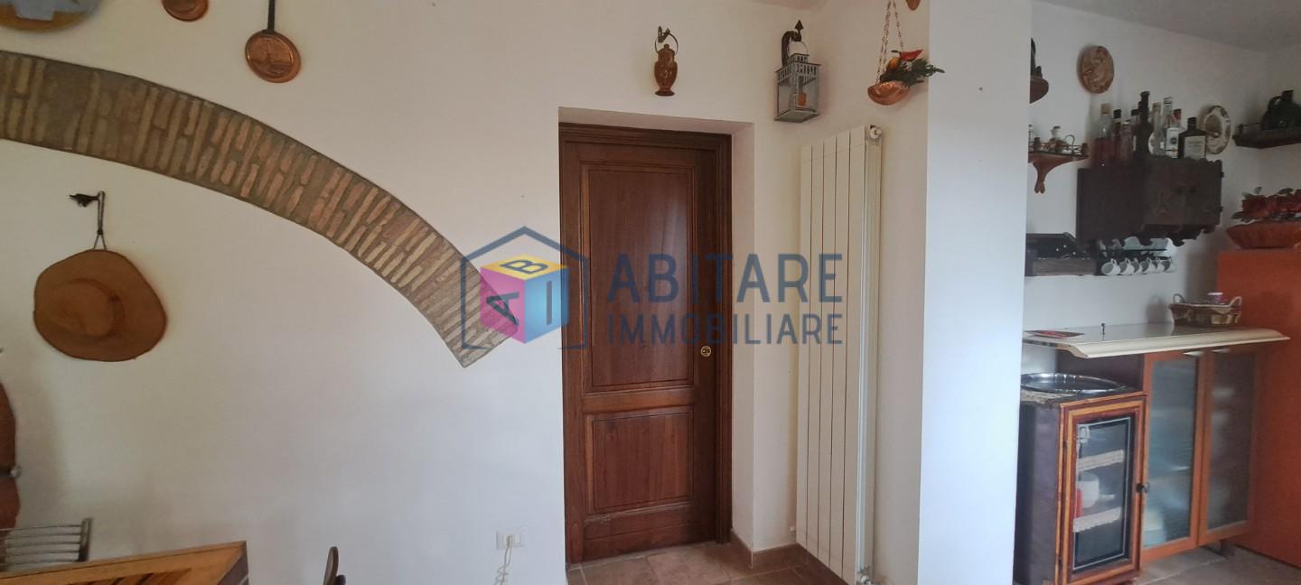 Quadrilocale con giardino a Santa Luce