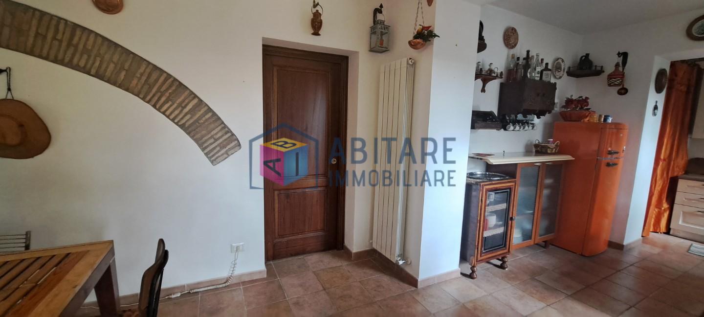 Quadrilocale con giardino a Santa Luce