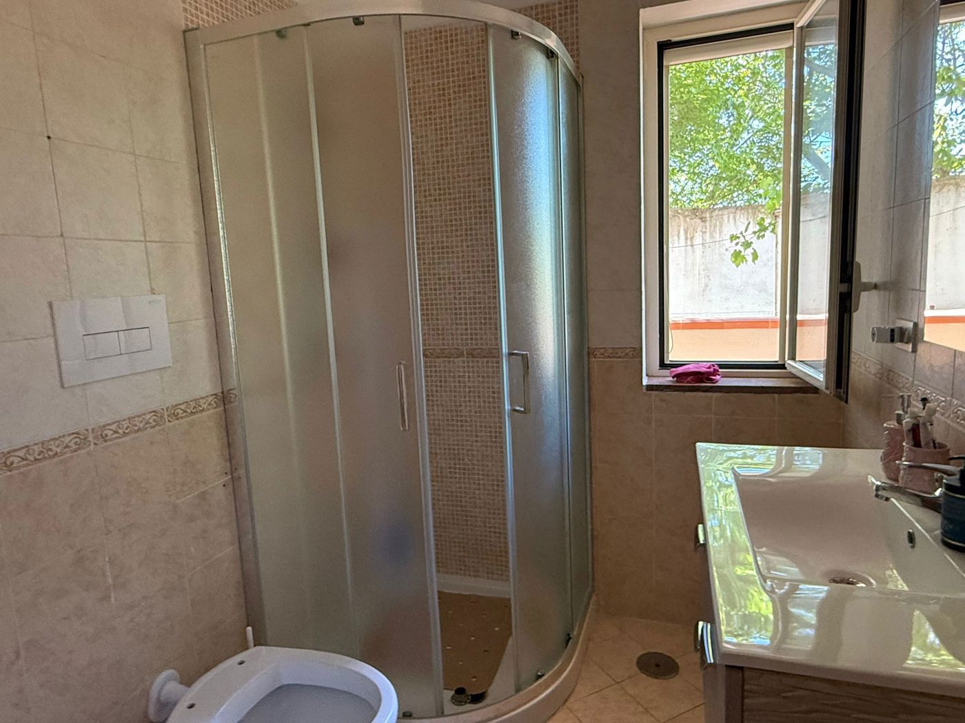 Stabile/Palazzo in vendita a Giugliano in Campania