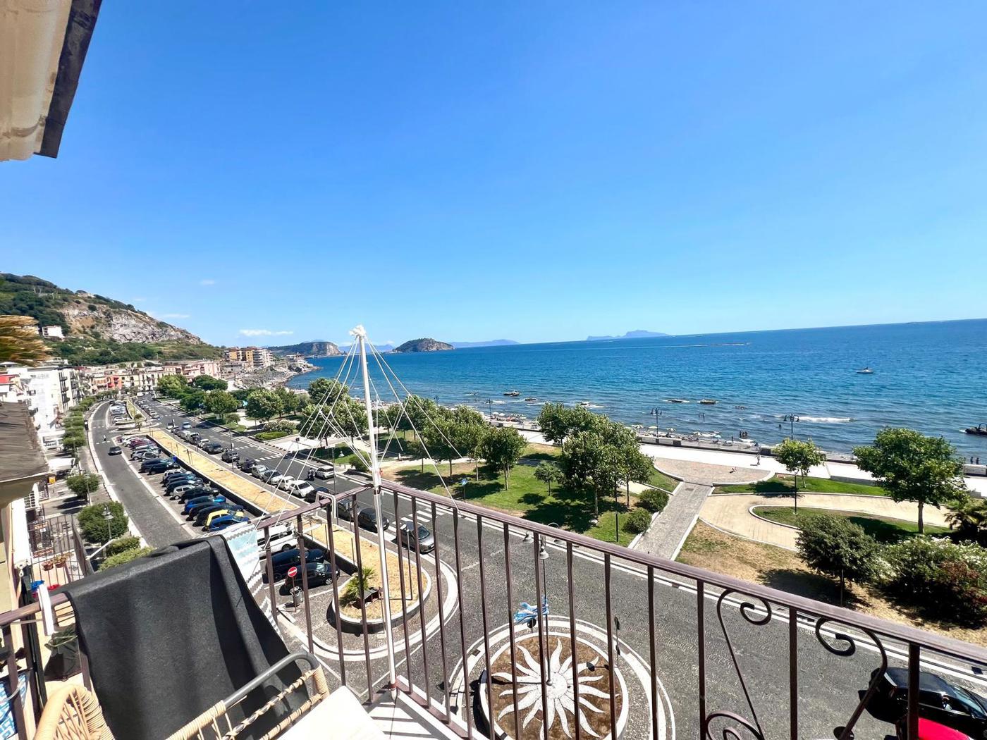 Trilocale in vendita a Pozzuoli