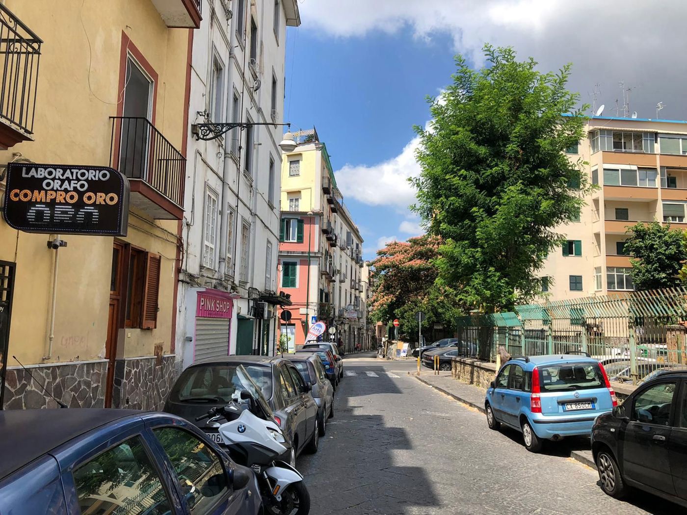 Negozio in vendita a Napoli