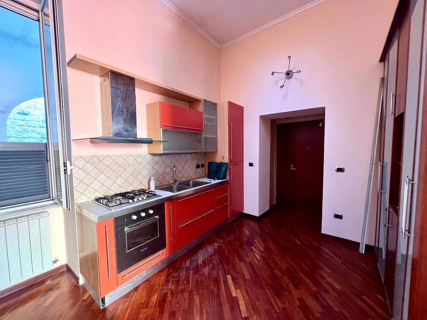 Bilocale arredato in affitto a Pozzuoli