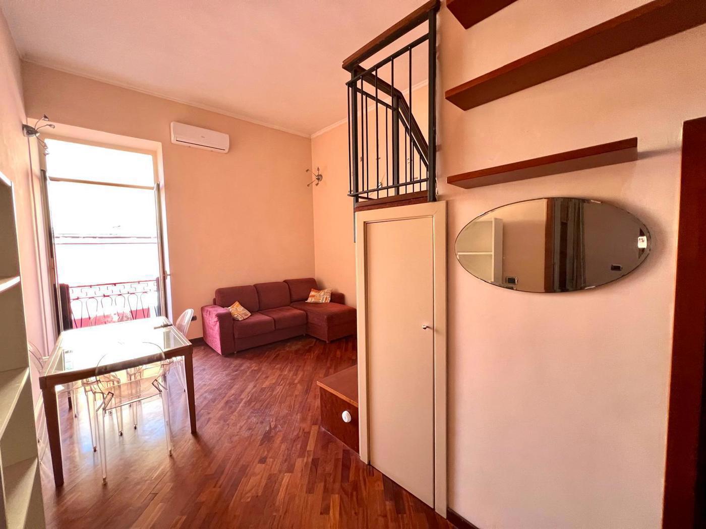 Bilocale arredato in affitto a Pozzuoli