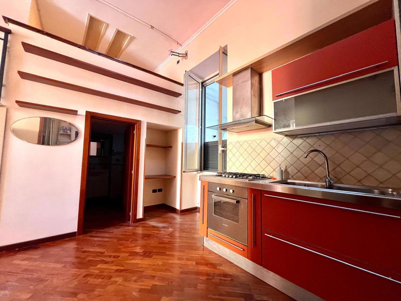 Bilocale arredato in affitto a Pozzuoli