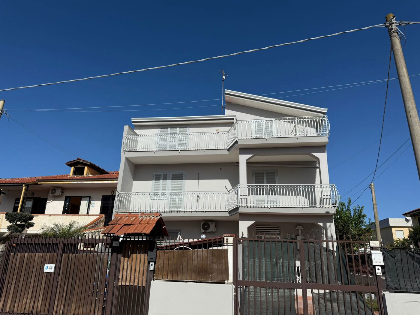 Trilocale da ristrutturare a Giugliano in Campania