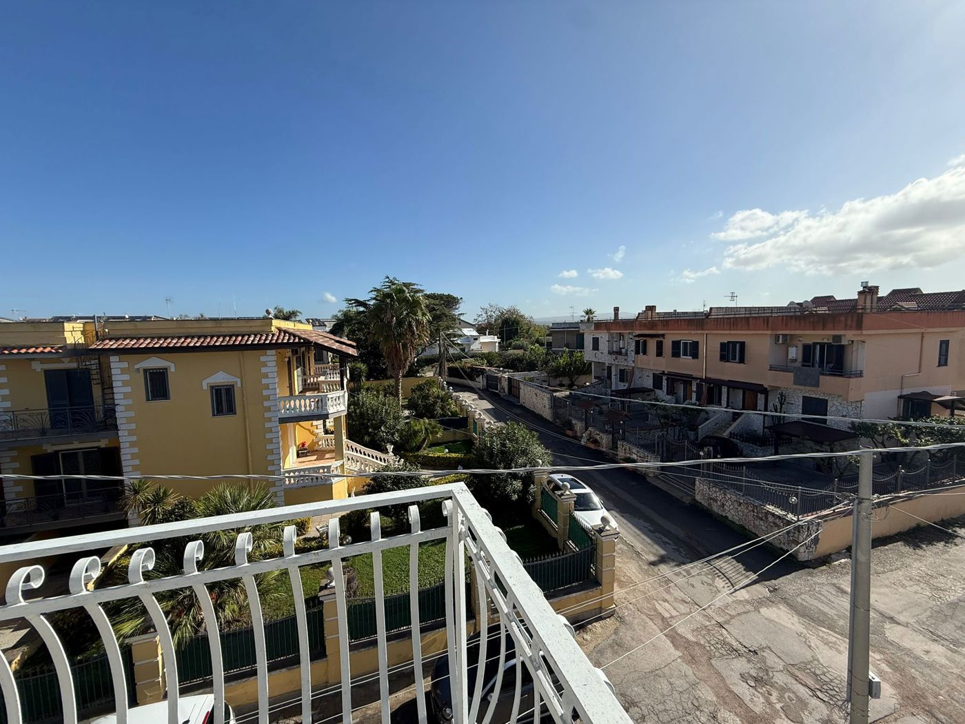 Trilocale da ristrutturare a Giugliano in Campania