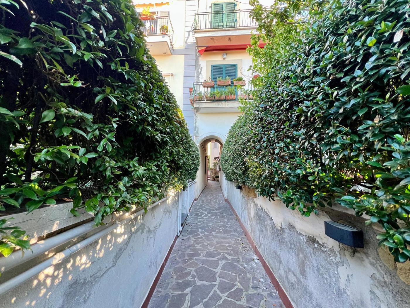 Trilocale nuovo a Pozzuoli