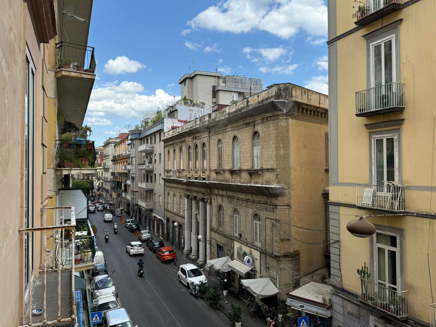 Appartamento in vendita a Napoli