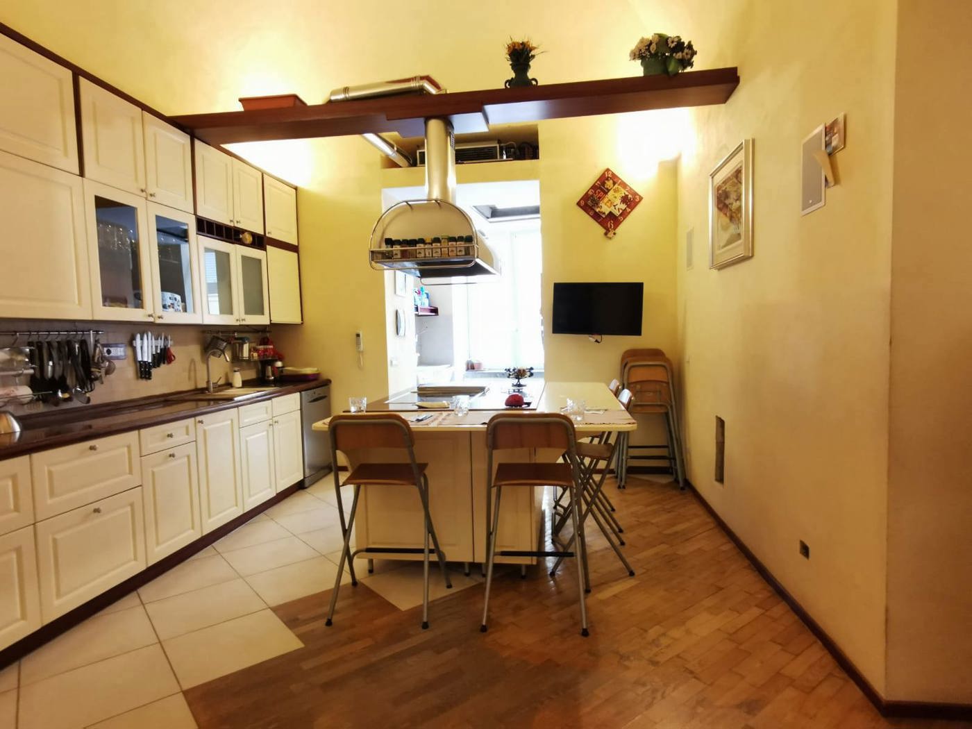 Appartamento in vendita a Napoli