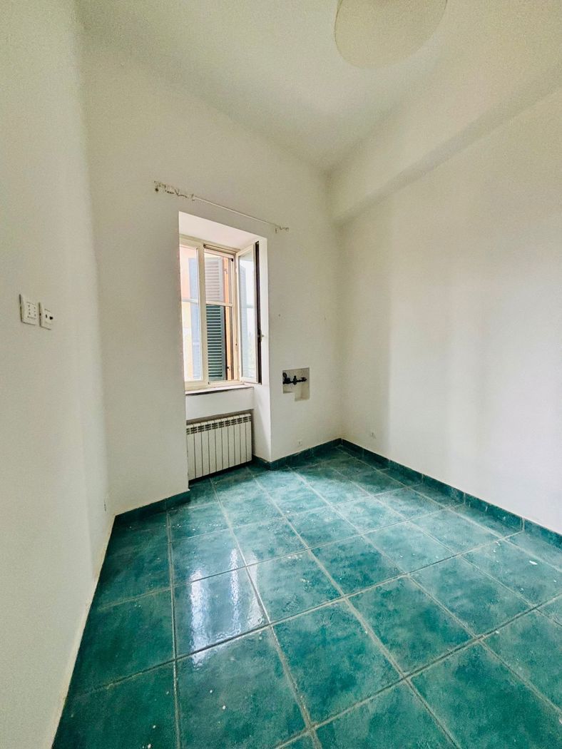 Trilocale in affitto a Pozzuoli