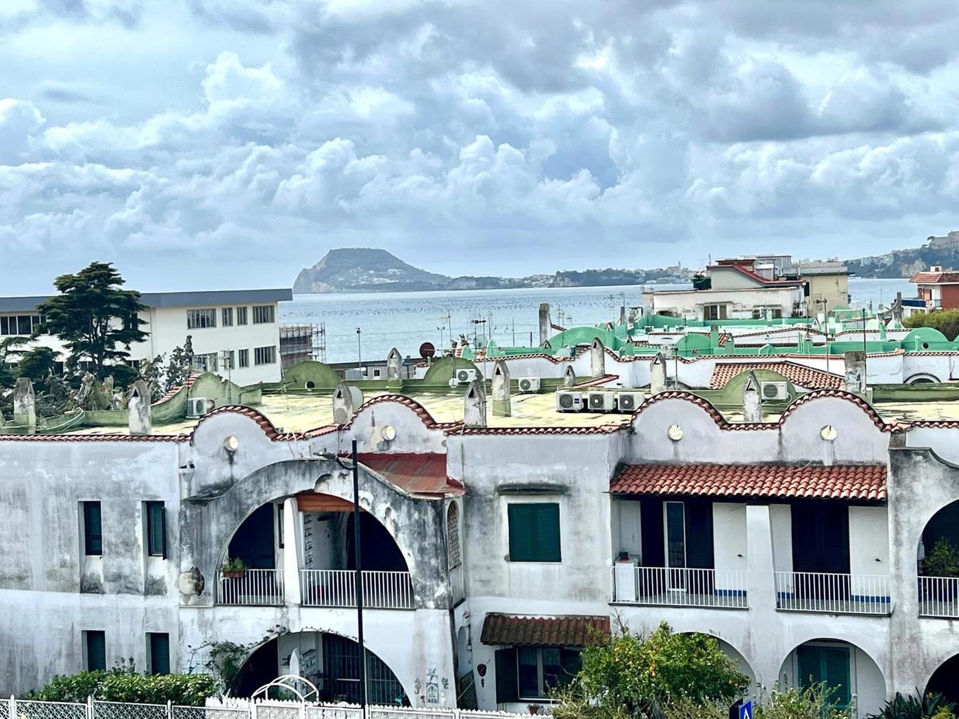 Quadrilocale in affitto a Pozzuoli