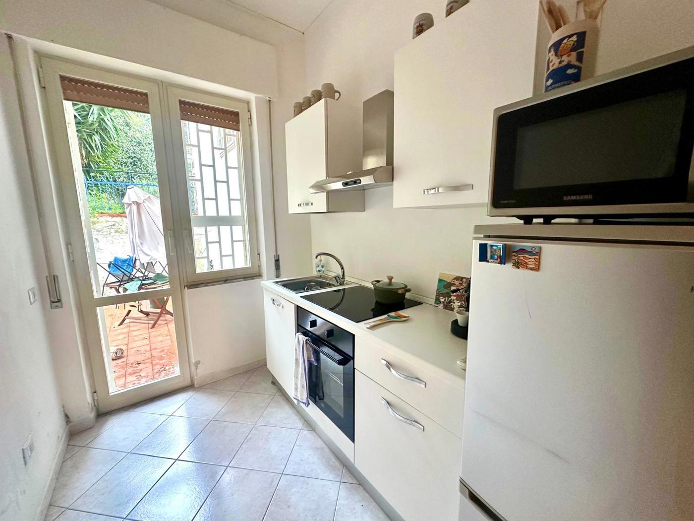 Bilocale con box a Pozzuoli