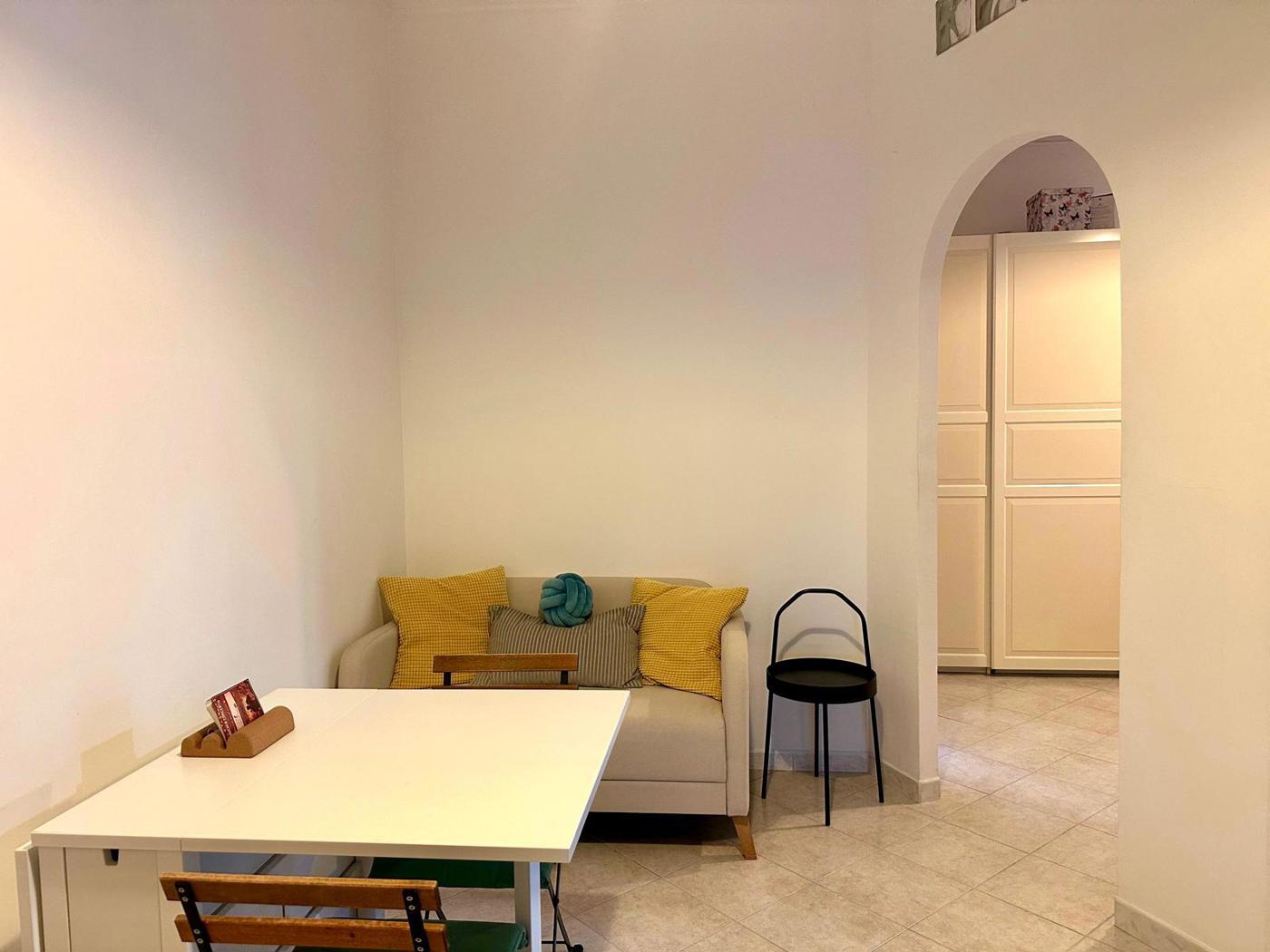 Bilocale con box a Pozzuoli