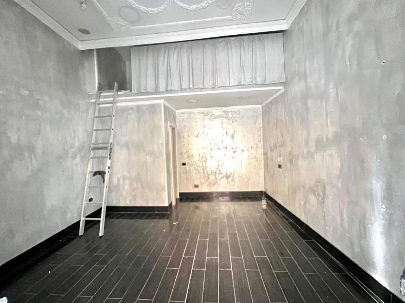 Negozio in affitto a Napoli