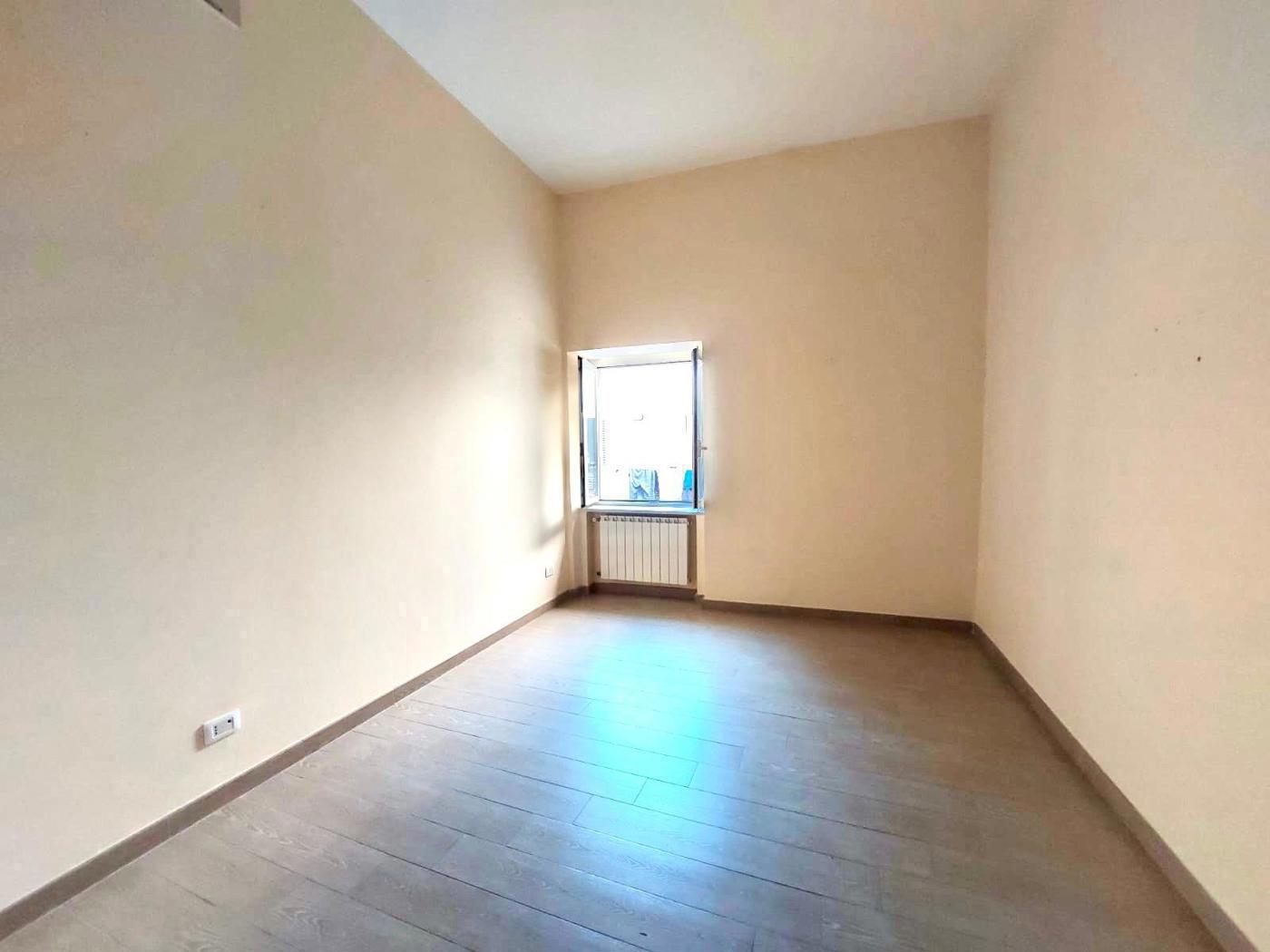 Bilocale in affitto a Pozzuoli