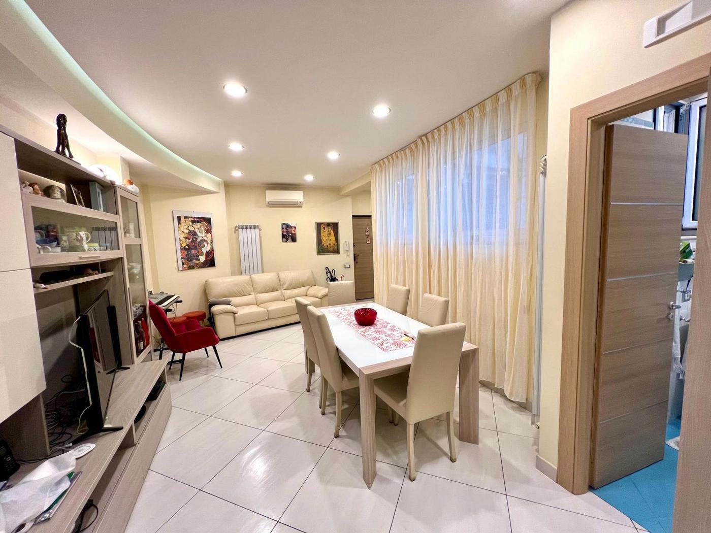 Trilocale in vendita a Napoli