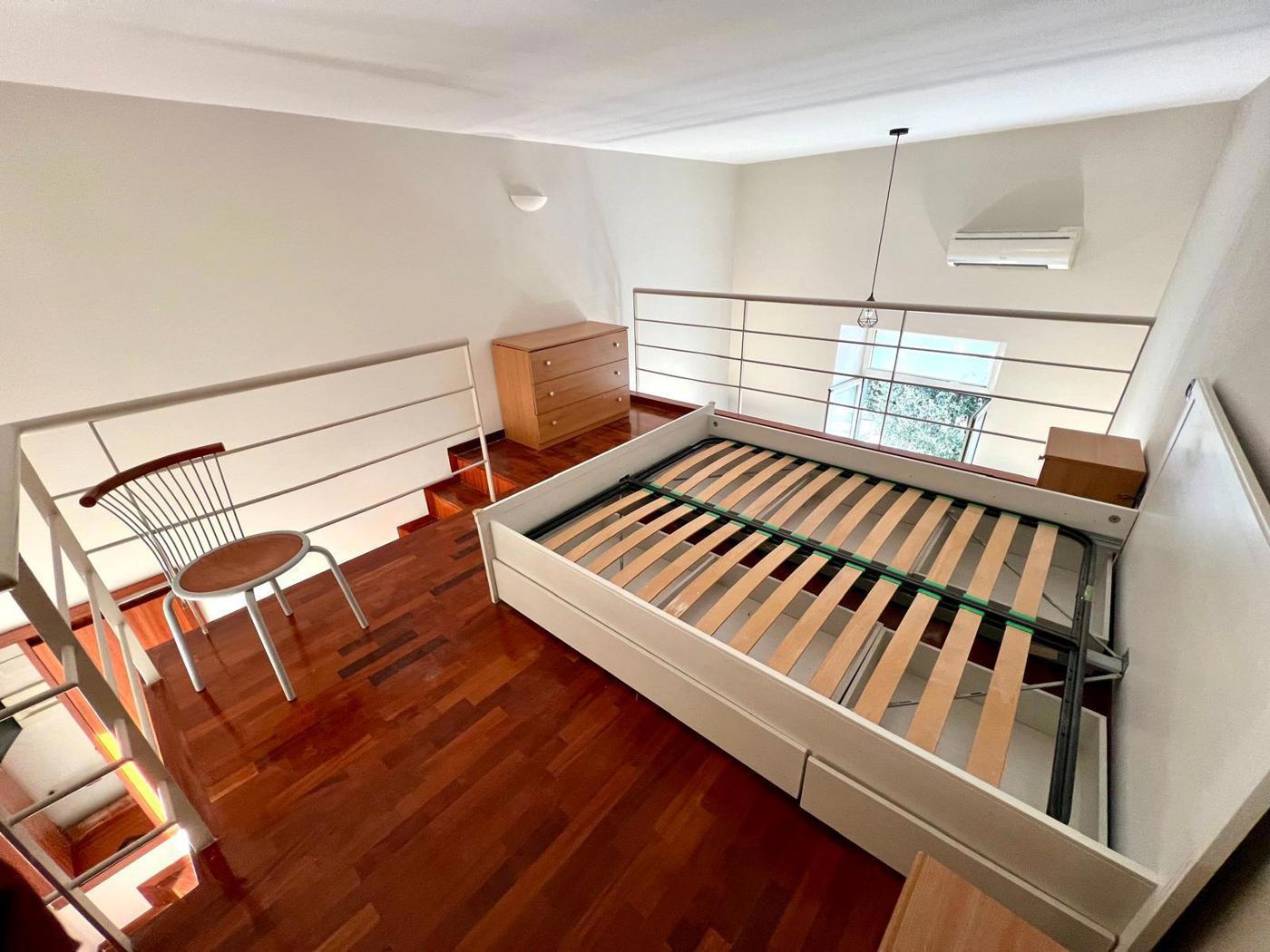 Bilocale arredato in affitto a Pozzuoli