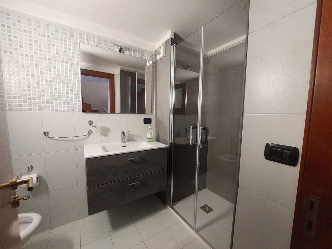 Bilocale arredato in affitto a Pozzuoli