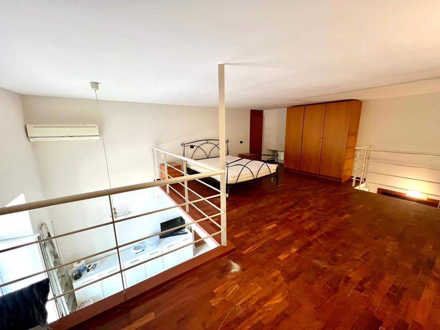 Bilocale arredato in affitto a Pozzuoli