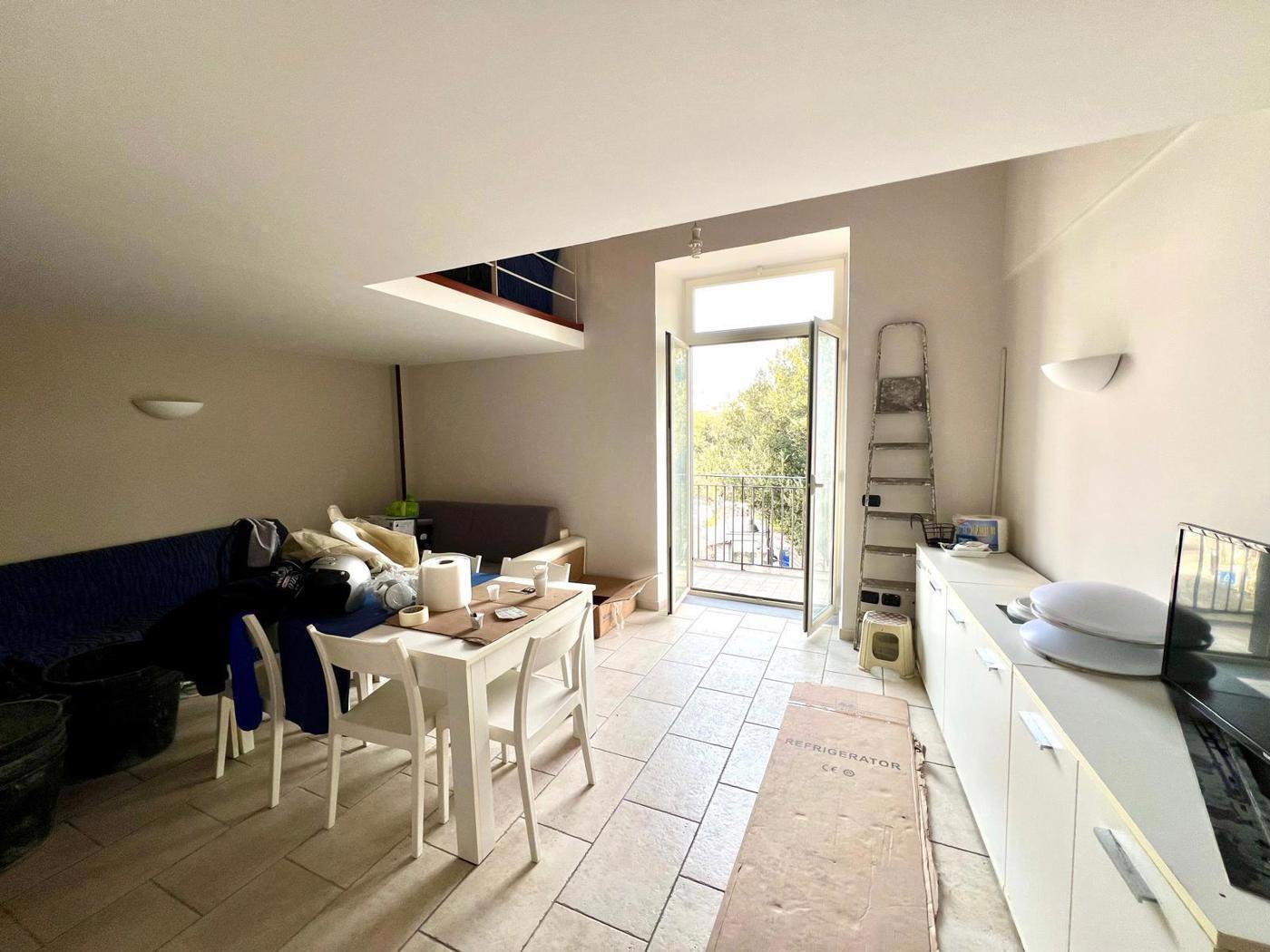 Bilocale arredato in affitto a Pozzuoli