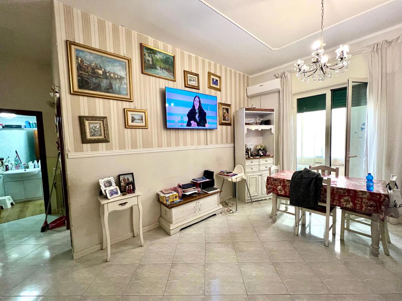 Quadrilocale in vendita a Napoli